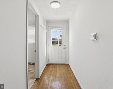 20289 Ridge Road - Photo Thumbnail 6