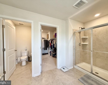 311 Rock Raymond Drive - Photo Thumbnail 19