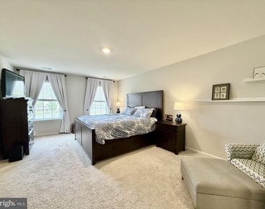 311 Rock Raymond Drive - Photo Thumbnail 23
