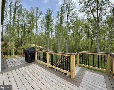 311 Rock Raymond Drive - Photo Thumbnail 35