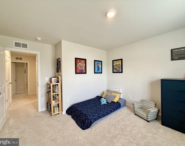 311 Rock Raymond Drive - Photo Thumbnail 25