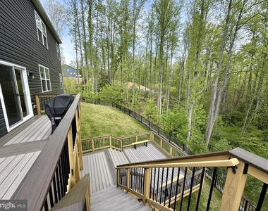 311 Rock Raymond Drive - Photo Thumbnail 34
