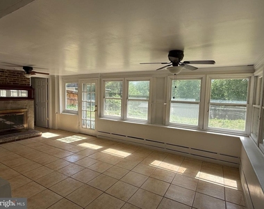 14212 Fisher Avenue - Photo Thumbnail 2