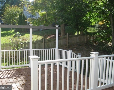 15518 Toddsbury Lane - Photo Thumbnail 40