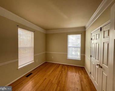 15518 Toddsbury Lane - Photo Thumbnail 10