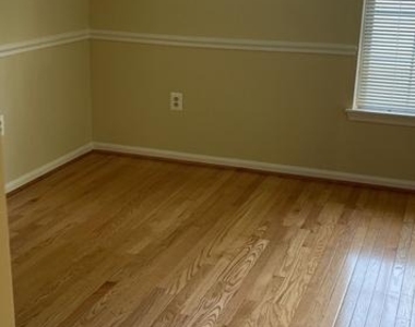 15518 Toddsbury Lane - Photo Thumbnail 15