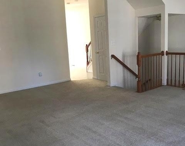 12039 Kemps Landing Circle - Photo Thumbnail 1