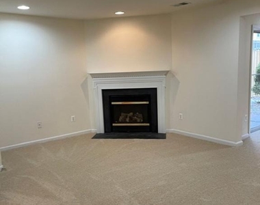 12039 Kemps Landing Circle - Photo Thumbnail 21