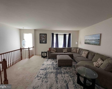 12039 Kemps Landing Circle - Photo Thumbnail 26