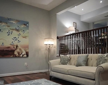 2022 Mayflower Drive - Photo Thumbnail 5