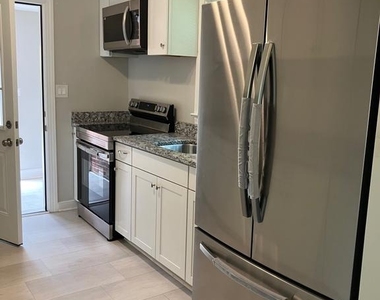 915 Hampton Road - Photo Thumbnail 20