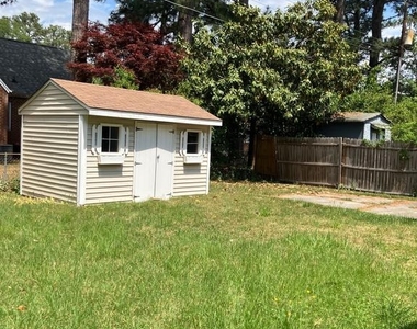 915 Hampton Road - Photo Thumbnail 8