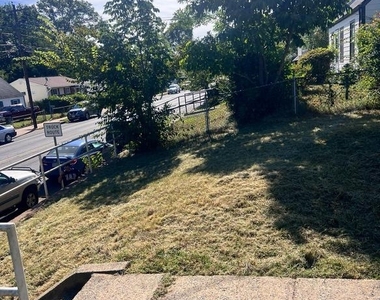 229 Manassas Drive - Photo Thumbnail 16