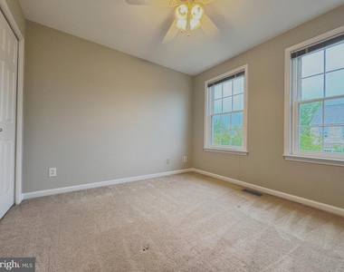 47590 Reef Terrace - Photo Thumbnail 32