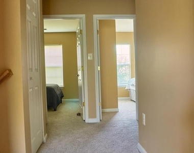 21760 Goose Cross Terrace - Photo Thumbnail 11