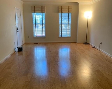 1591 Leeds Castle Drive - Photo Thumbnail 1