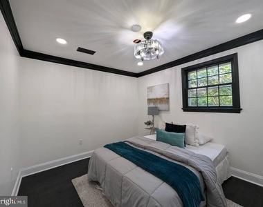 2208 Wakefield Street - Photo Thumbnail 9