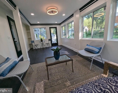 2208 Wakefield Street - Photo Thumbnail 7