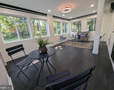 2208 Wakefield Street - Photo Thumbnail 5