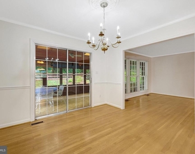 615 Kearney Court Sw - Photo Thumbnail 17