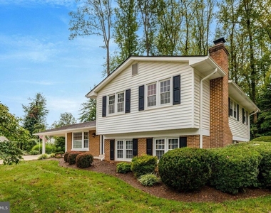 615 Kearney Court Sw - Photo Thumbnail 1