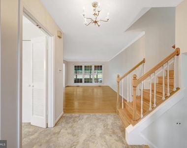 615 Kearney Court Sw - Photo Thumbnail 5