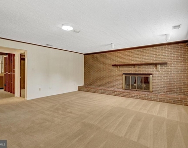 615 Kearney Court Sw - Photo Thumbnail 12