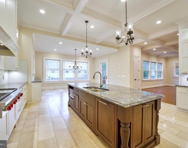 6506 Divine Street - Photo Thumbnail 15