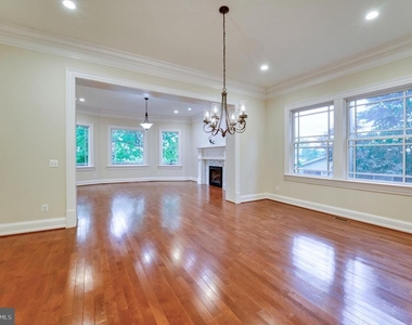 6506 Divine Street - Photo Thumbnail 1