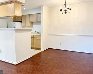 1523 Lincoln Way - Photo Thumbnail 16