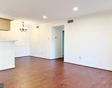 1523 Lincoln Way - Photo Thumbnail 7