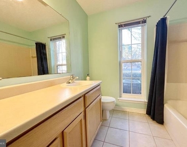 1523 Lincoln Way - Photo Thumbnail 2