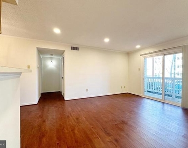 1523 Lincoln Way - Photo Thumbnail 19