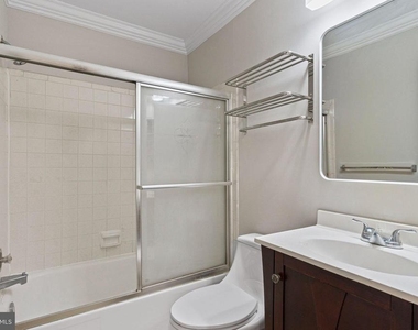 8251 Clifton Farm Court - Photo Thumbnail 24