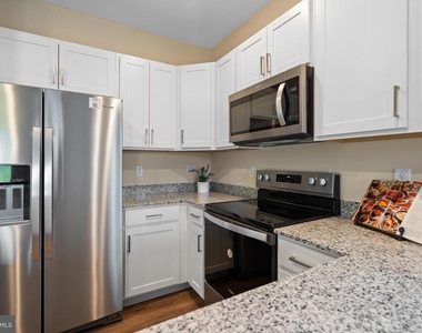 112 Hopi Place - Photo Thumbnail 11