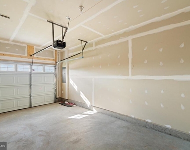 112 Hopi Place - Photo Thumbnail 27