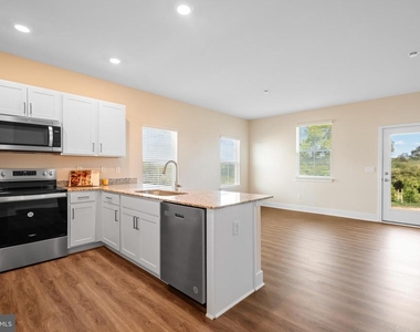 112 Hopi Place - Photo Thumbnail 6