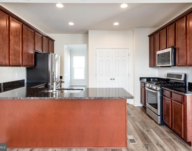 228 Patchwork Drive - Photo Thumbnail 9