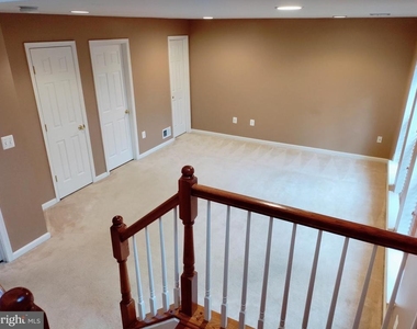 1202 Ellis Avenue - Photo Thumbnail 20