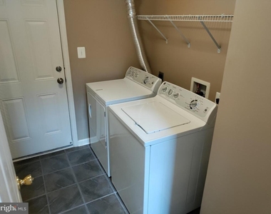 1202 Ellis Avenue - Photo Thumbnail 25