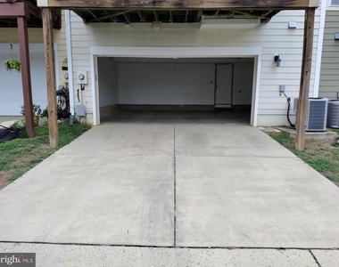 1202 Ellis Avenue - Photo Thumbnail 26