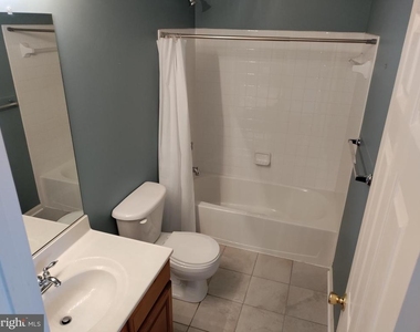 1202 Ellis Avenue - Photo Thumbnail 14