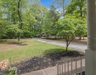 583 Norwich Drive - Photo Thumbnail 2