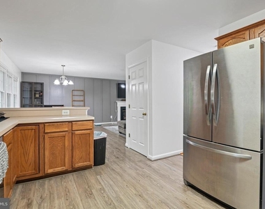 583 Norwich Drive - Photo Thumbnail 12