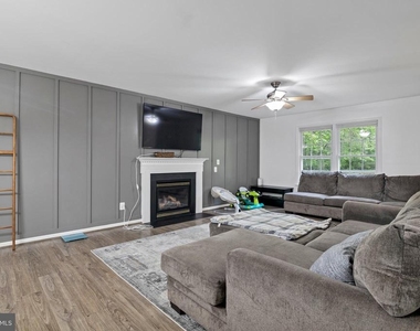 583 Norwich Drive - Photo Thumbnail 5