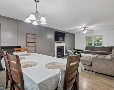 583 Norwich Drive - Photo Thumbnail 7
