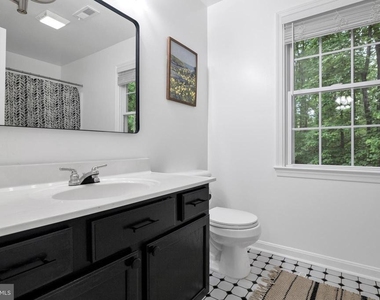 583 Norwich Drive - Photo Thumbnail 21