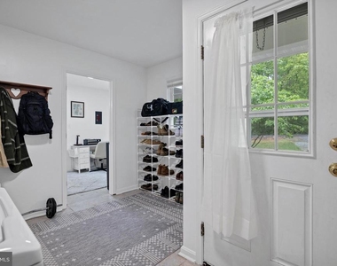583 Norwich Drive - Photo Thumbnail 14