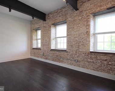 515 N Washington Street - Photo Thumbnail 7