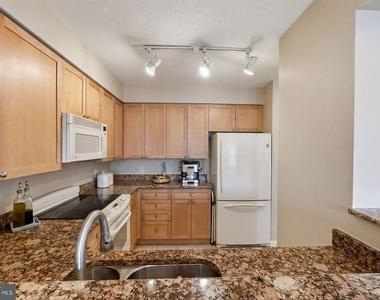 3101 N Hampton Drive - Photo Thumbnail 7
